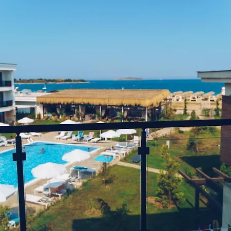 Apolonia Ośrodek wypoczynkowy 4*