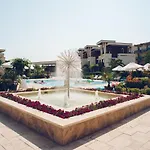 Feriested Apolonia 4*