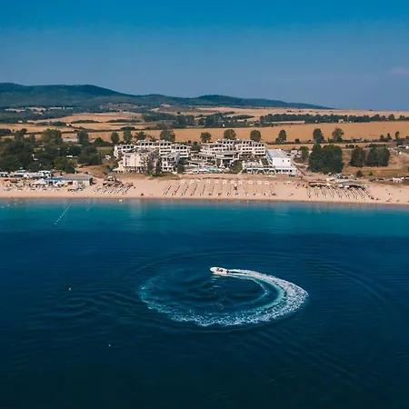 Apolonia Курортный комплекс 4*