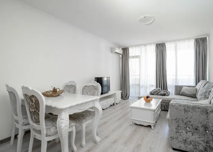 Курортный комплекс Apolonia 4*