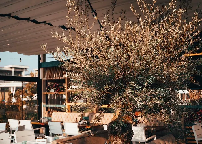 Курортный комплекс Apolonia 4*